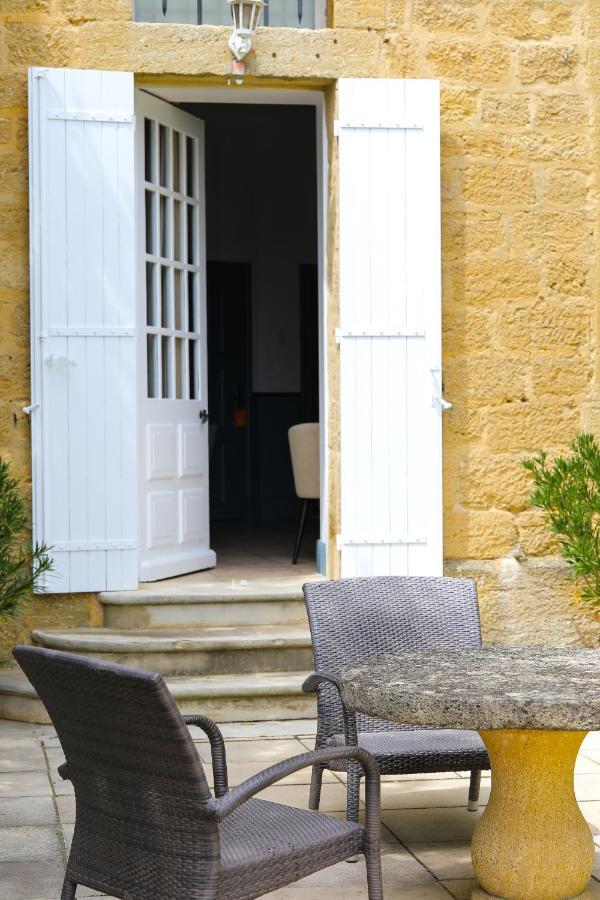 Hostellerie Du Chateau Des Fines Roches Châteauneuf-du-Pape Exterior foto